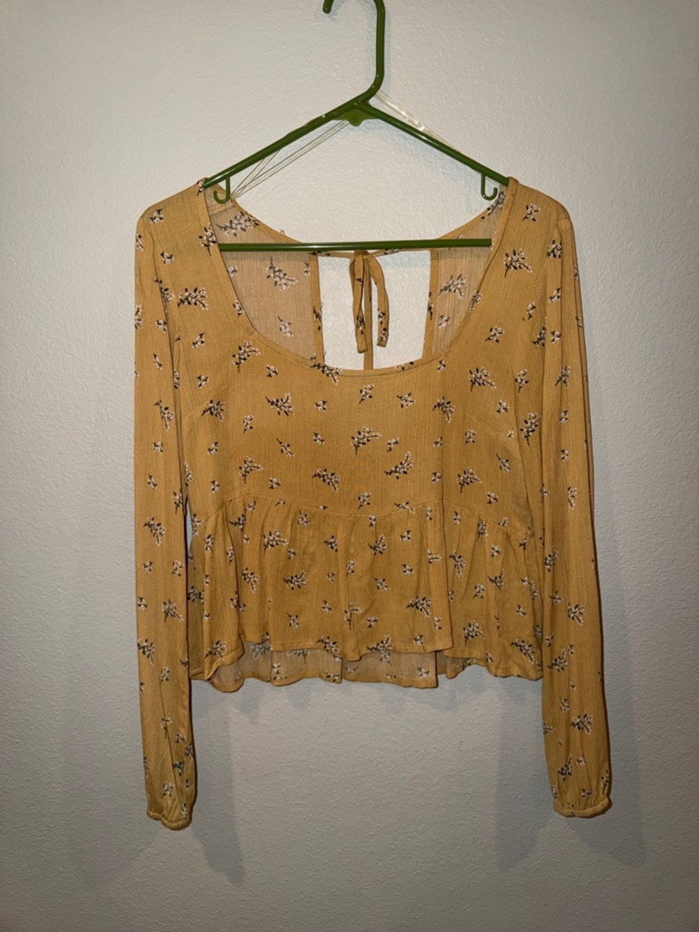 Sky and Sparrow Mustard Floral Peplum Long-Sleeve Top
